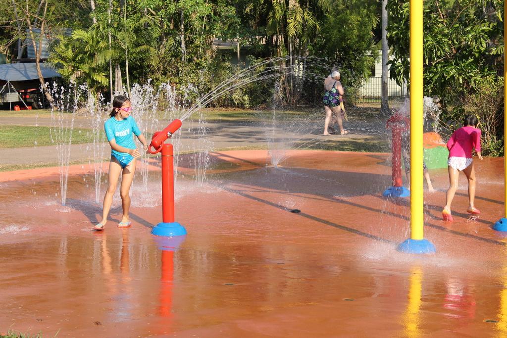 Big4 Howard Springs Holiday Park Darwin Exterior photo